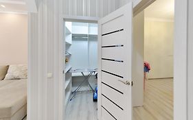 Apartments 144- Expo, Mega Silky Way